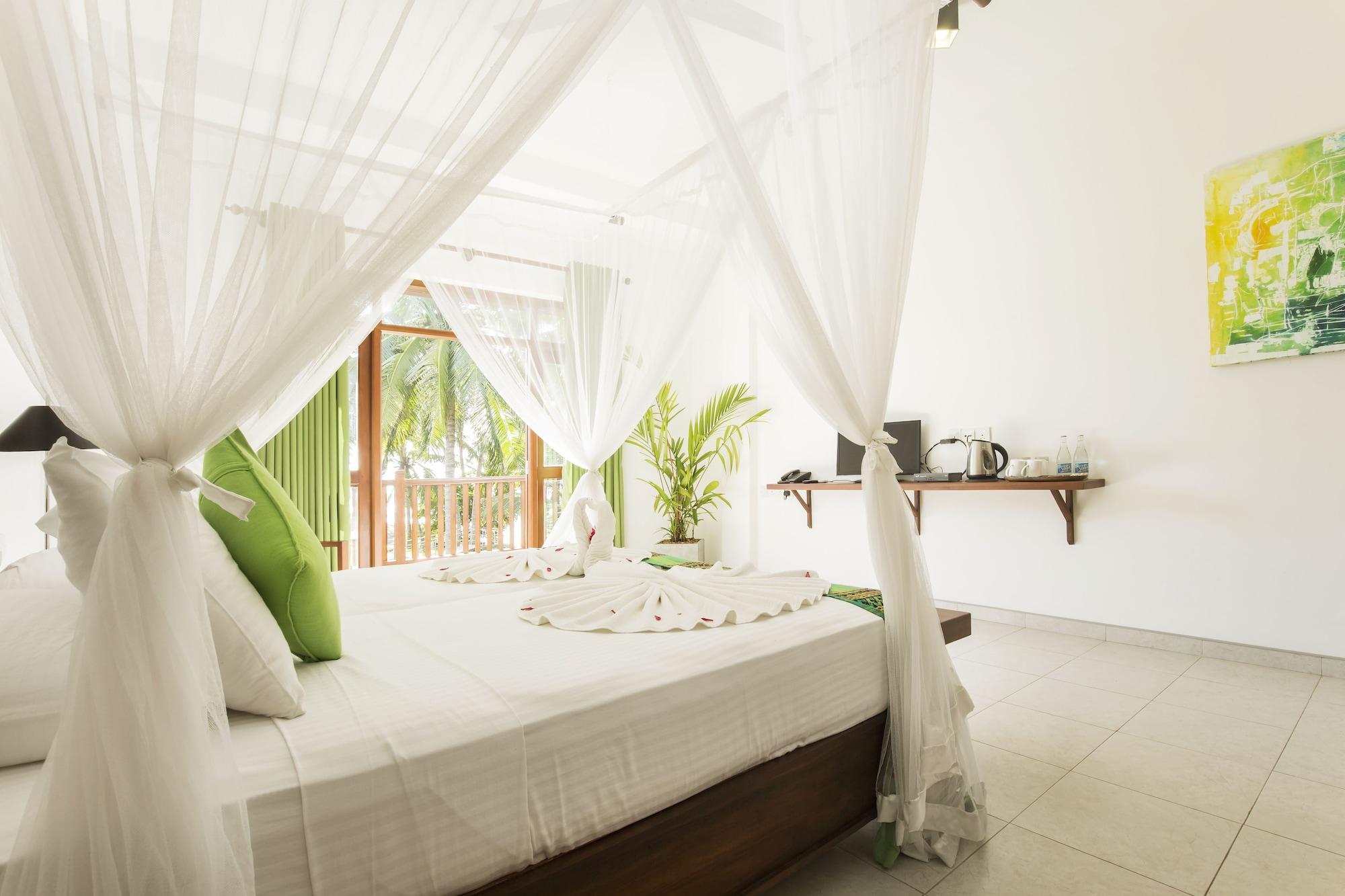 Rockside Beach Resort Bentota Kültér fotó