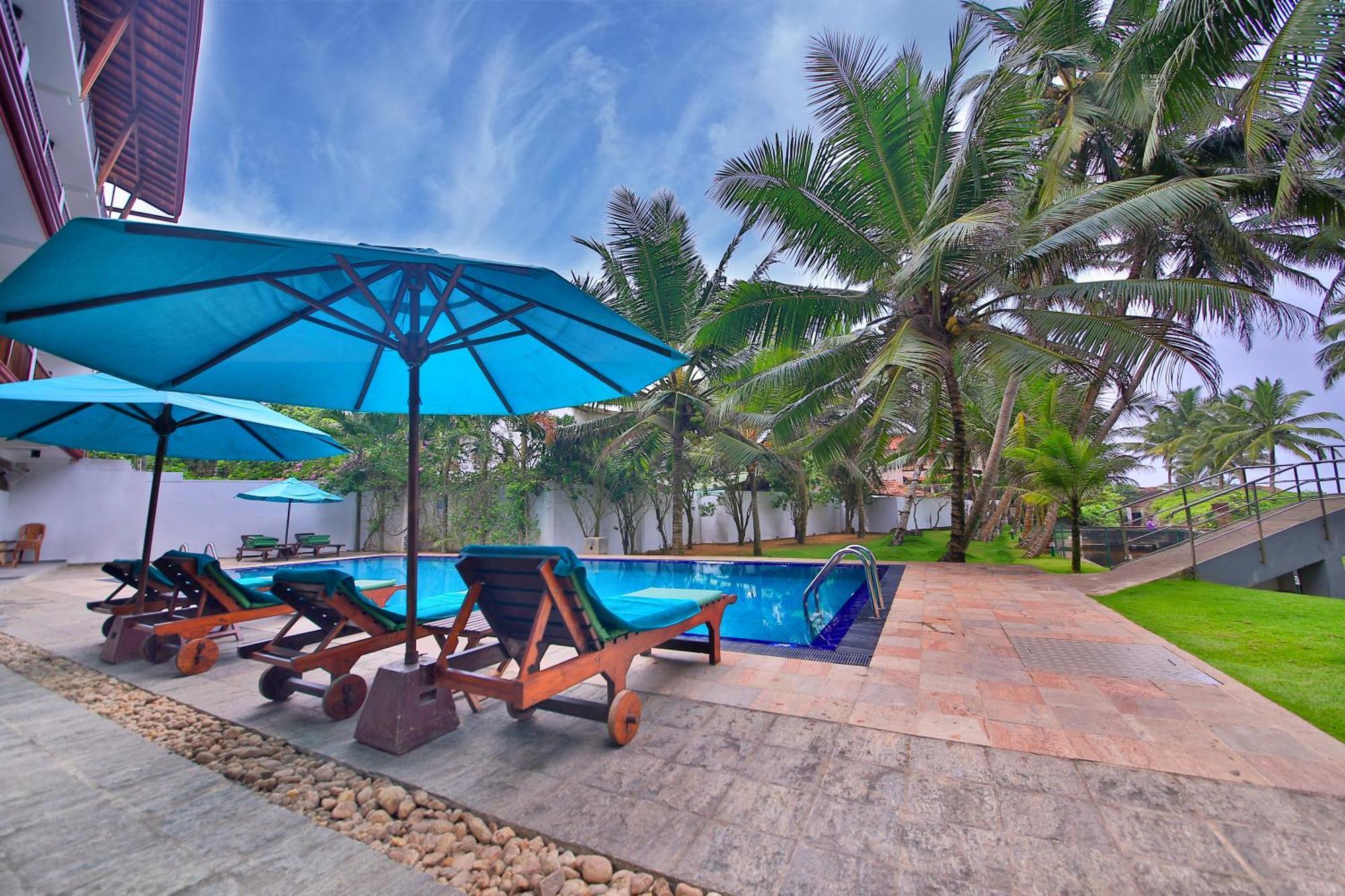 Rockside Beach Resort Bentota Kültér fotó