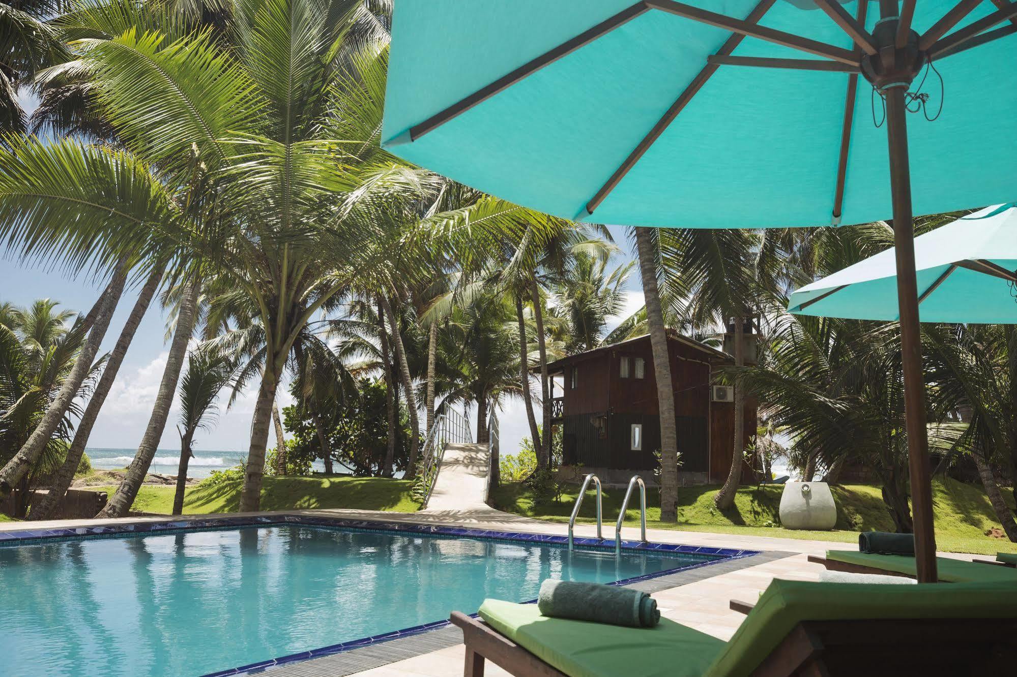 Rockside Beach Resort Bentota Kültér fotó
